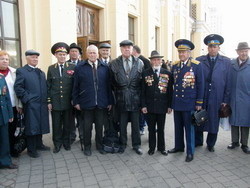 Ветераны отправились по местам боевой славы 