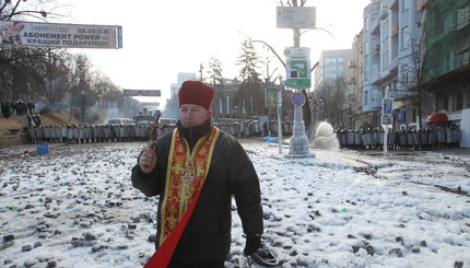 Ледовое побоище - противостояние на Грушевского продолжается