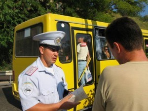 Гаишники взялись за железнодорожные переезды 