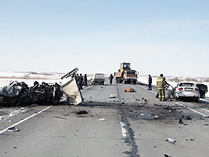 В Кировограде легковушка столкнулась с автобусом