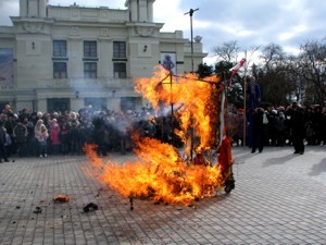 Крымчане проводят зиму масленичными ярмарками  