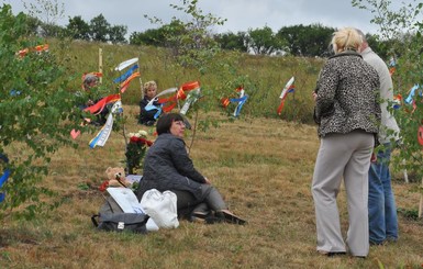 В Донецкой области прошла панихида в память о падении самолета Ту-154 