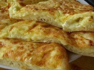 Грузины запатентовали хачапури и чурчхелу 