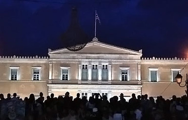 Греции решили дать 8 миллиардов [видео]