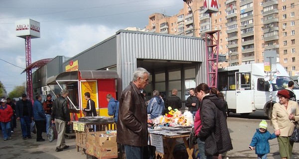 Милиция больше не гоняет стихийных торговцев