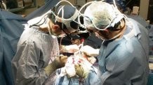 Хирурги нечаянно подожгли лицо пациентке