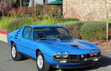 Очень редкое спортивное купе 1973 Alfa Romeo Montreal уйдет с молотка