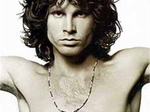 В Голливуде горит дом легендарного Джима Моррисона