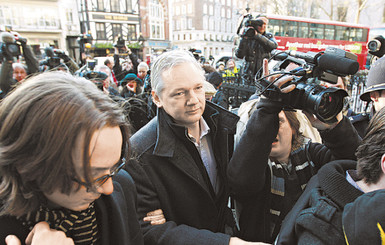 Джулиан Ассандж устроился на российское телевидение 