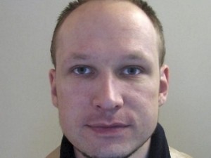 Брейвика могут поместить в психбольницу для наблюдения