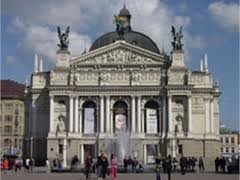 Британцы советуют провести это лето во Львове