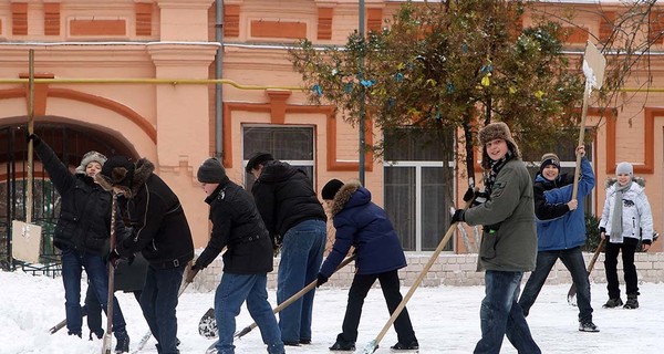 Морозы заставят школьников сидеть дома