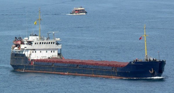 Турецкие спасатели прекратили поиски украинцев с затонувшего сухогруза 