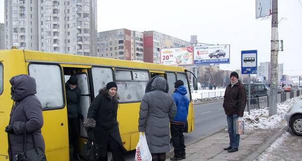 Морозы делают транспорт 