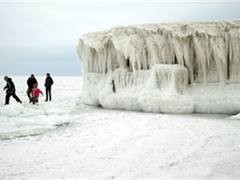 Сильные морозы закрыли Дунай для судоходства