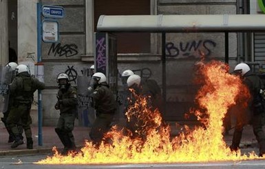 Афины снова в огне