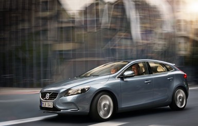 Обнародованы первые официальные фотографии Volvo V40 2013