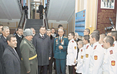 На честном слове и на одном крыле 