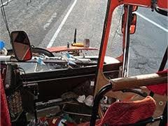 В столкновении двух автобусов в Канаде пострадали 36 школьников