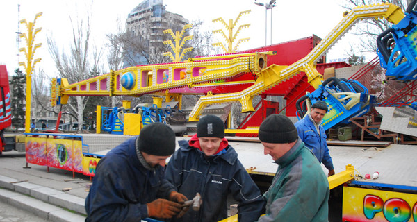 В Запорожье стартовал сезон аттракционов