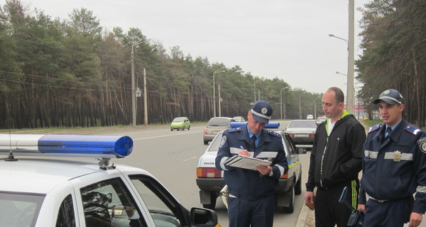 Пьяных водителей  больше  за городом , а лихачей  -  на проспекте Гагарина и Полтавском шляхе 