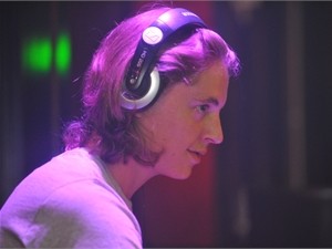 Саркози терпит поражение на выборах президента Франции