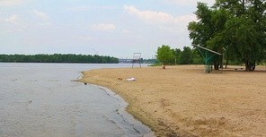 Фоторепортаж: обновленный городской пляж на Воронцова