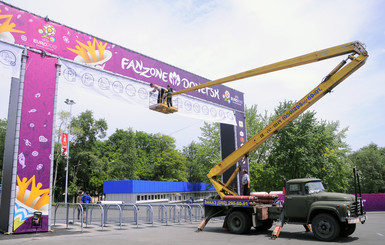 10 дней до ЕВРО: рынки разогнали, фан-зону смонтировали