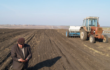 Село можно возродить с помощью кооперативов и молодежи 