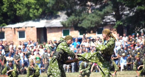 На Фестивальном причале десантники устроят военный театр  