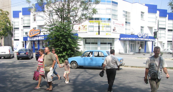 В конце лета в городе начали строить детские площадки