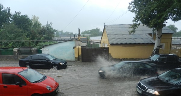 Симферополь погрузился в темноту из-за стихии 