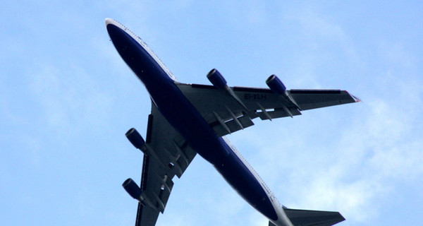 Самолет, совершавший рейс Малага-Амстердам, возможно, захвачен террористами