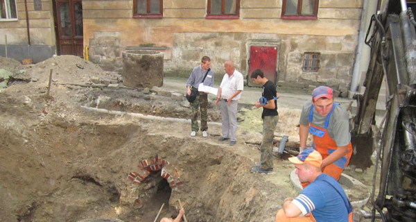 В центре археологи раскопали старинные оборонительные валы