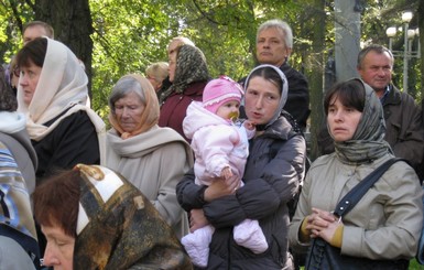 Во Львове давка среди верующих, желающих помолиться православной святыне