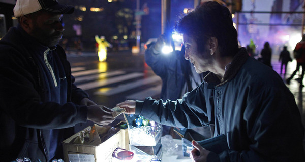 Нью-Йорк возвращается к нормальной жизни после урагана 