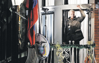 Ассанж пообещал миллион новых документов 