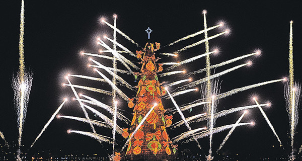 Самые необычные новогодние елки мира