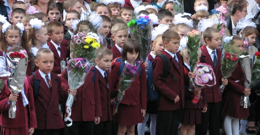 Началась запись малышей в школы