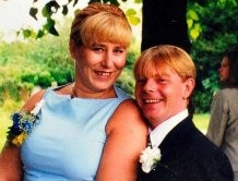 Американка не может наладить личную жизнь из-за призрака покойного любовника