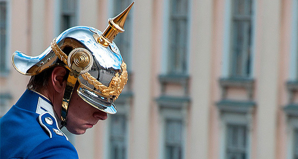 В Швеции разгорелся скандал: выяснилось, что военные летчики два года пили воду из батарей