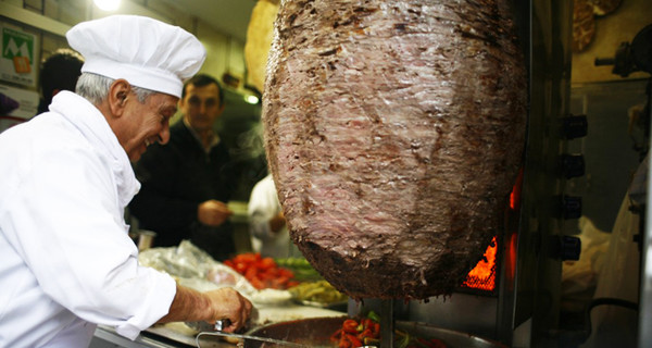 Немецкие власти сообщают о 67 случаях обнаружения конины в полуфабрикатах