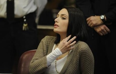 Украинка созналась в краже почти миллиона долларов в Нью-Йорке