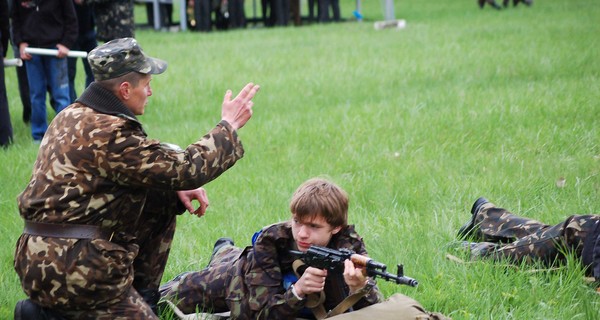 Военкомат Днепропетровска ловит призывников через соцсети