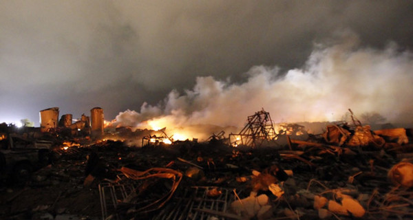 Полиция Техаса до сих пор не может установить причину взрыва на химзаводе