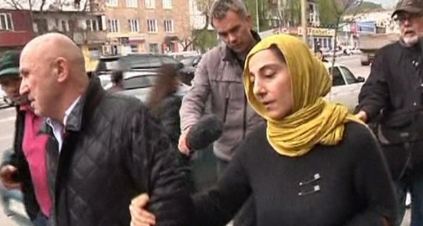 Мать братьев Царнаевых могут арестовать в США 