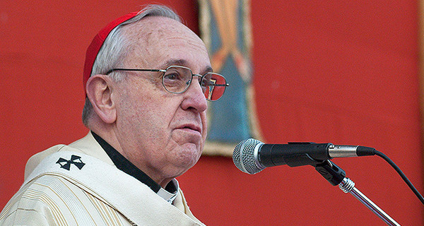 Папа Римский поздравил христиан Восточных церквей с Пасхой 