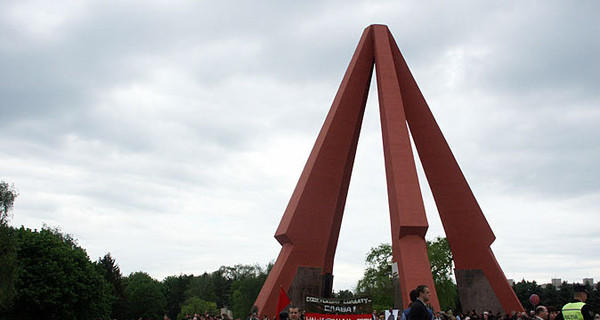 В ближайшие сто лет Кишинев не будет праздновать 9 Мая?