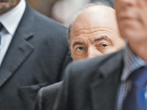 Бывший телохранитель беглого олигарха: В доме, где погиб Березовский, хранился его тайный дневник