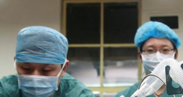 Пожилой китаец случайно узнал, что он женщина 